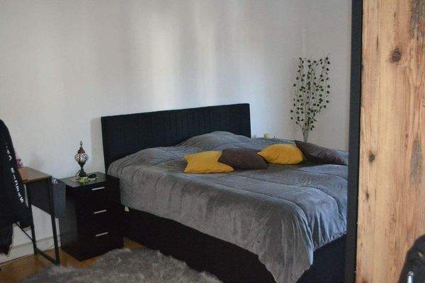 großes Schlafzimmer