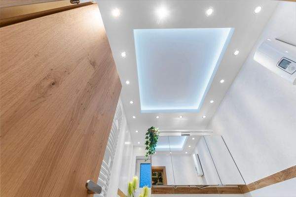 Lichtdesign Badezimmer UG