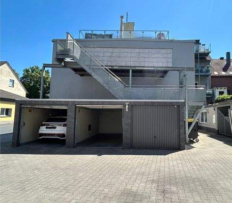 Ansicht hinten, Anbau