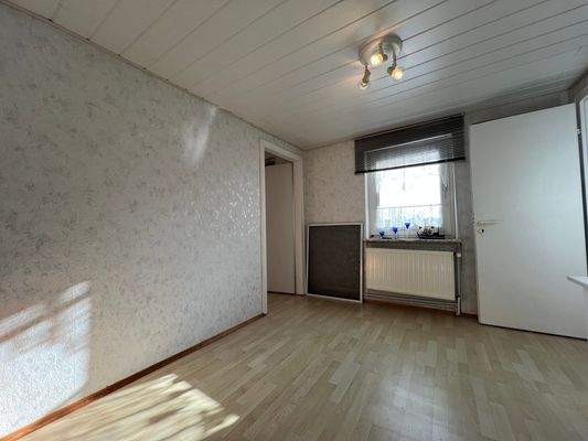 Durchgangszimmer OG .jpeg