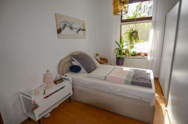 Schlafzimmer 1.OG rechts