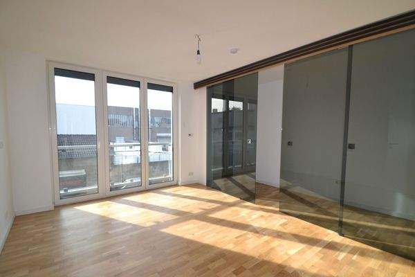 Schlafzimmer mit Ankleide 1. OG