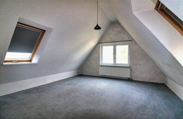 Zimmer 2 Dachgeschoss 1
