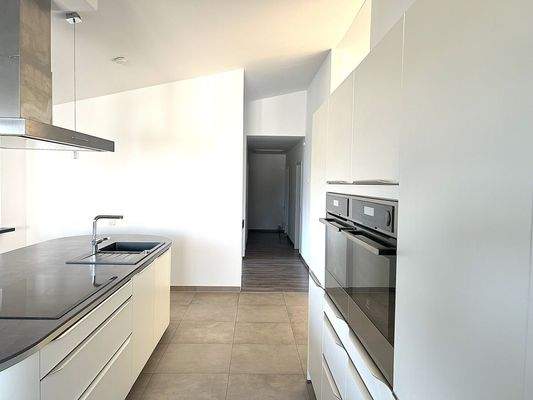 Top Einbauküche mit Mielegeräten