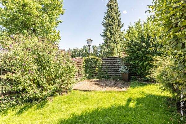 Lauschiger Sitzplatz im Garten