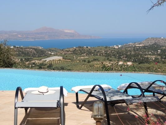 03-Prinolithos-view-from-the-pool-terrace.jpg