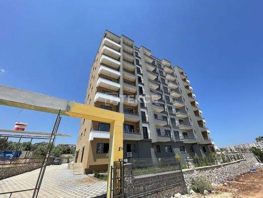 Investment Apartments in a Complex Near the Sea in Limonlu Mersin