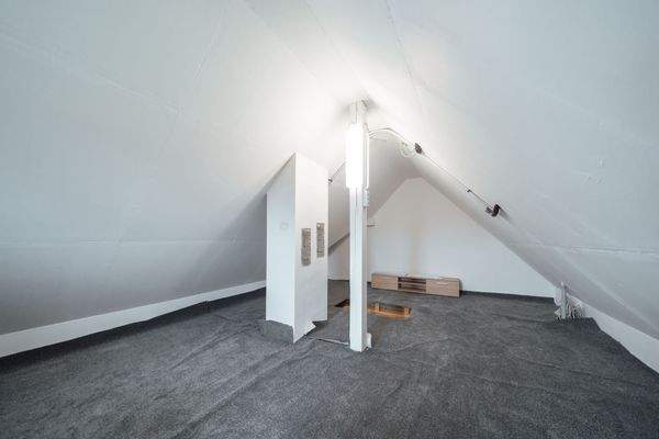 Dachspitz 2_Objekt Ichenhausen Oxenbronn