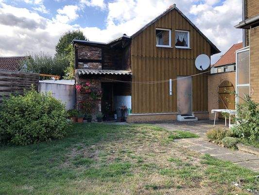 Garten und Nebengebäude