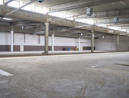 Halle 5
