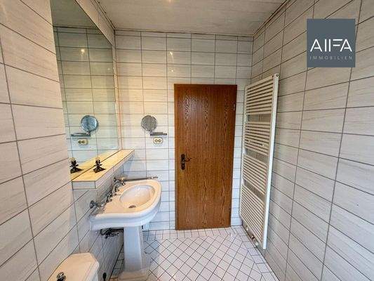 Badezimmer Ansicht 2