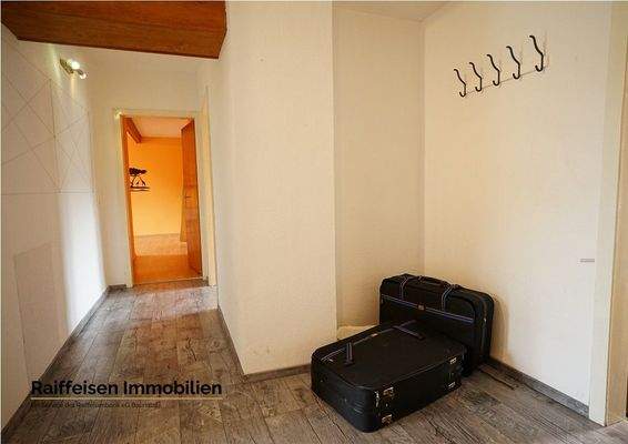 Raiffeisenstraße 10