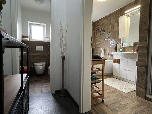 Bad im Erdgeschoss