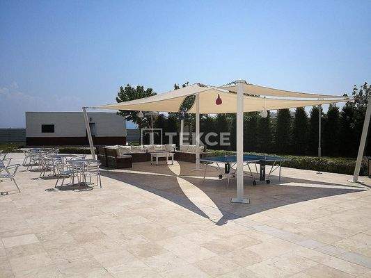 Sea-View Duplex Apartment with Balcony in Horizon Sky Resort in Muğla