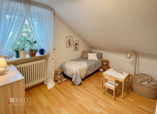 Zimmer OG - (KI generiert)