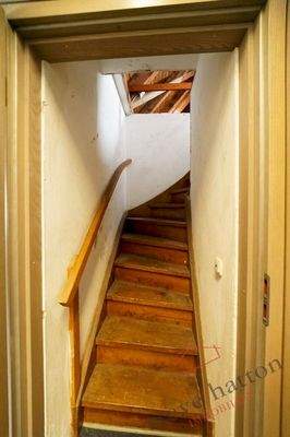 12200-6 Aufgang Dachspitz