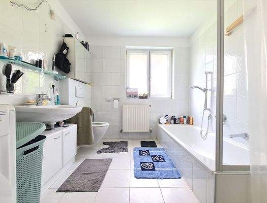 HP7-Einfamilienhaus-Leopoldskron-Badezimmer