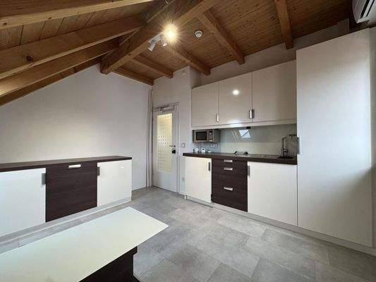 DG Zimmer mit Küchenpantry