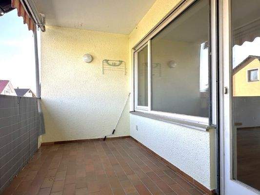 West-Balkon mit Markise