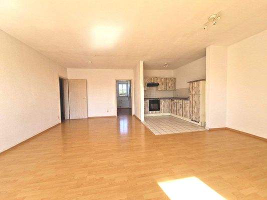 Wohn-/Ess-/Küchenbereich