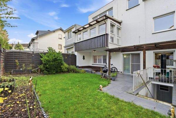 Haus- und Gartenansicht