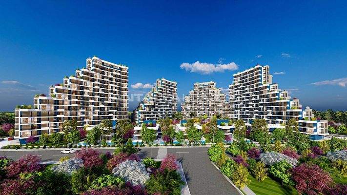 Flats in Expansive Project in Mersin Few Steps from the Sea