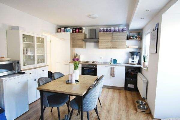 Wohnung 1-Küchenbereich.jpg