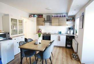 Wohnung 1-Küchenbereich.jpg