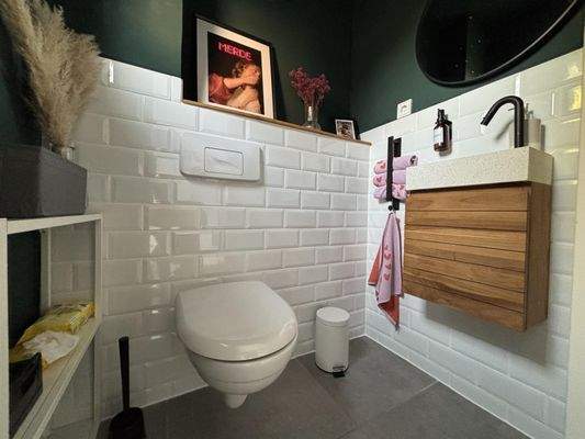 Gäste-WC (Weitwinkel)