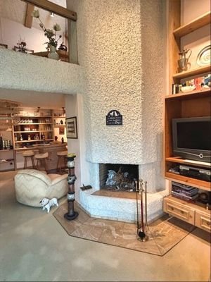 Kamin Wohnung DG rechts