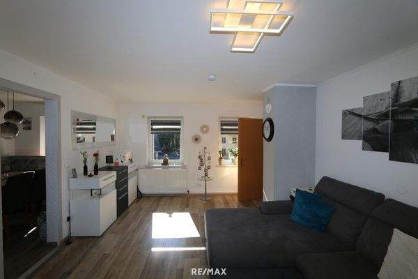 Wohnzimmer Wohnung 1 OG