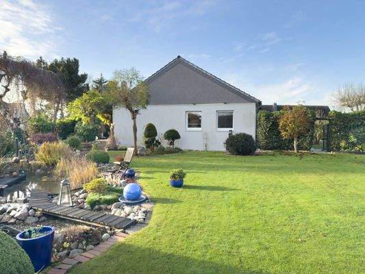 Hausansicht vom Garten