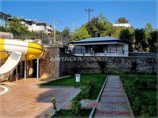 Luxurious Alanya Properties Close to the Airport in Demirtaş
