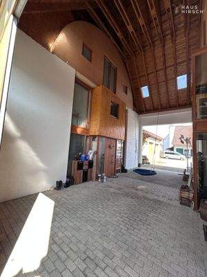 Durchfahrt, Wohnungseingänge