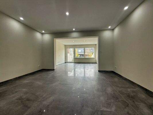 Blick in den Ess-/Wohnbereich