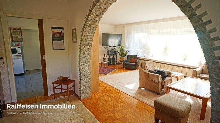 RAIBA IMMO - Wohnen am Sonnenhang 1 - vom Büro ins Wohnzimmer