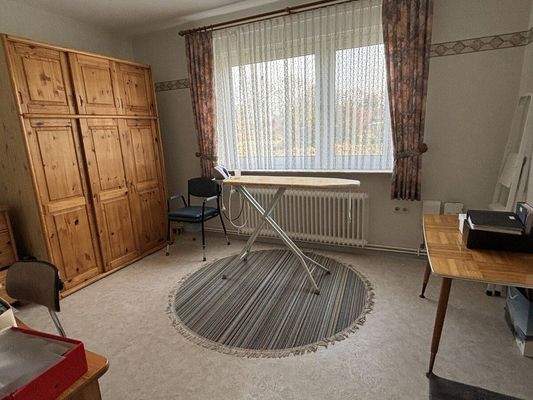 Büro / Gästezimmer im Erdgeschoss