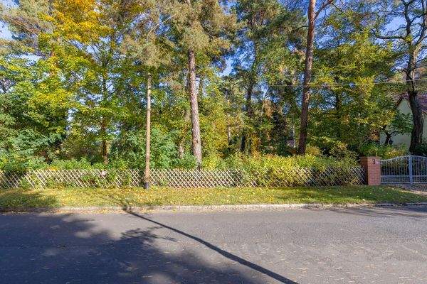 Frontansicht Grundstück