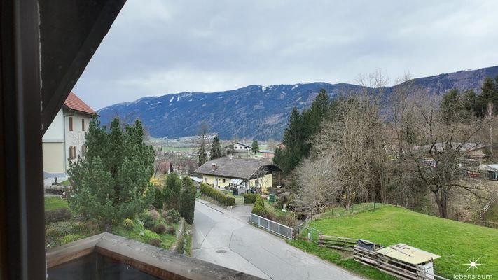 Blick Balkon OG.