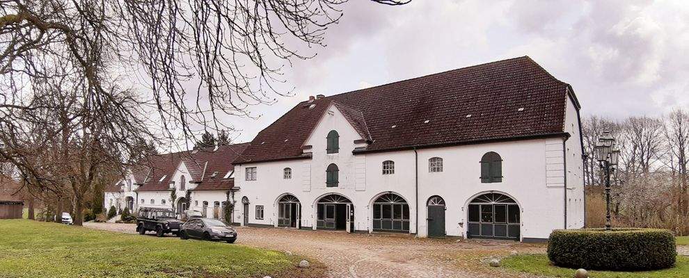 1116008-kurz_Gutshof