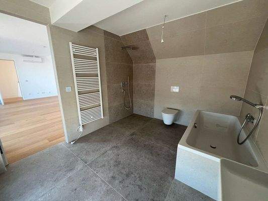 72259371-e0b0-4407-8f15-3c3d53896865