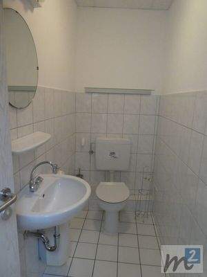 WC 1 von insgesamt 3