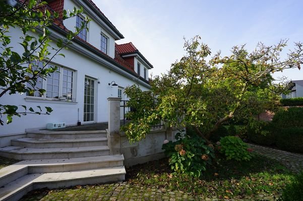 Treppe zur Terrasse