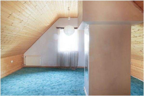 Dachgeschoss Zimmer 1