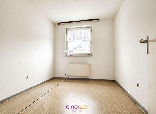 Büro oder Kinderzimmer