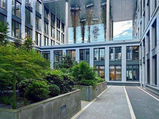 Regus_Kapstadtring 7, Hamburg_Germany_Centre 4643_