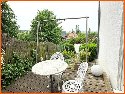 seitlicher Garten