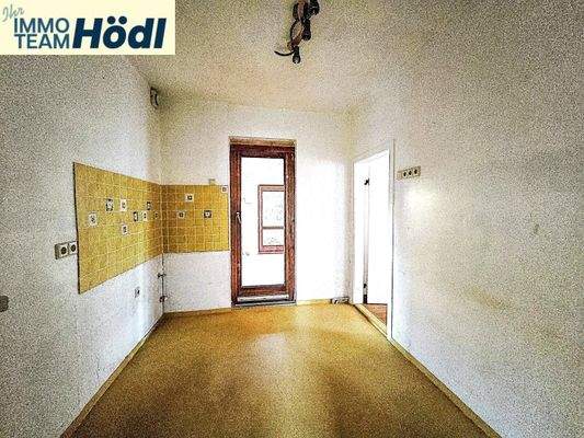 Küche mit Zugang zum Anbau