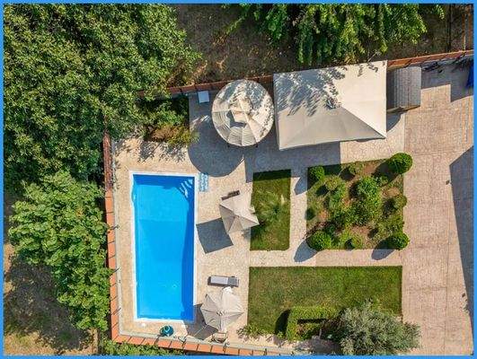 b2a4353861ff44f49cc4f8fd0e40bdb8-original