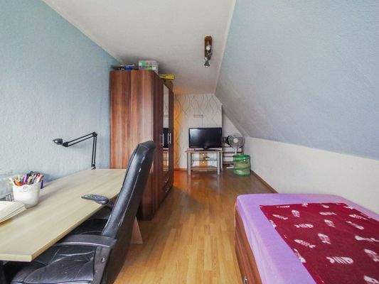 Kinderzimmer 3 a (DG)